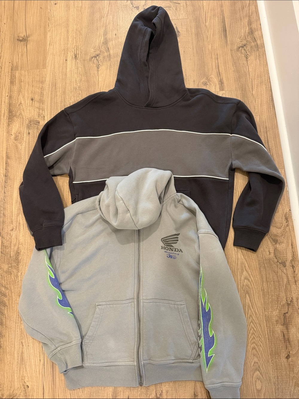 Hollister hoodie bundle